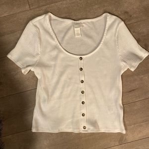 White ribbed top
